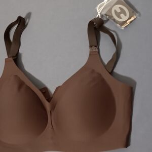 Seamless Brown Bra